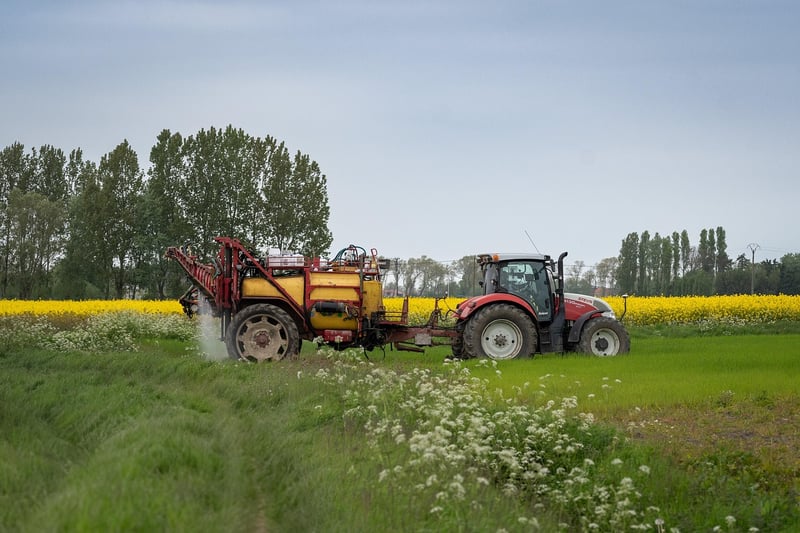 Fertilizing plants